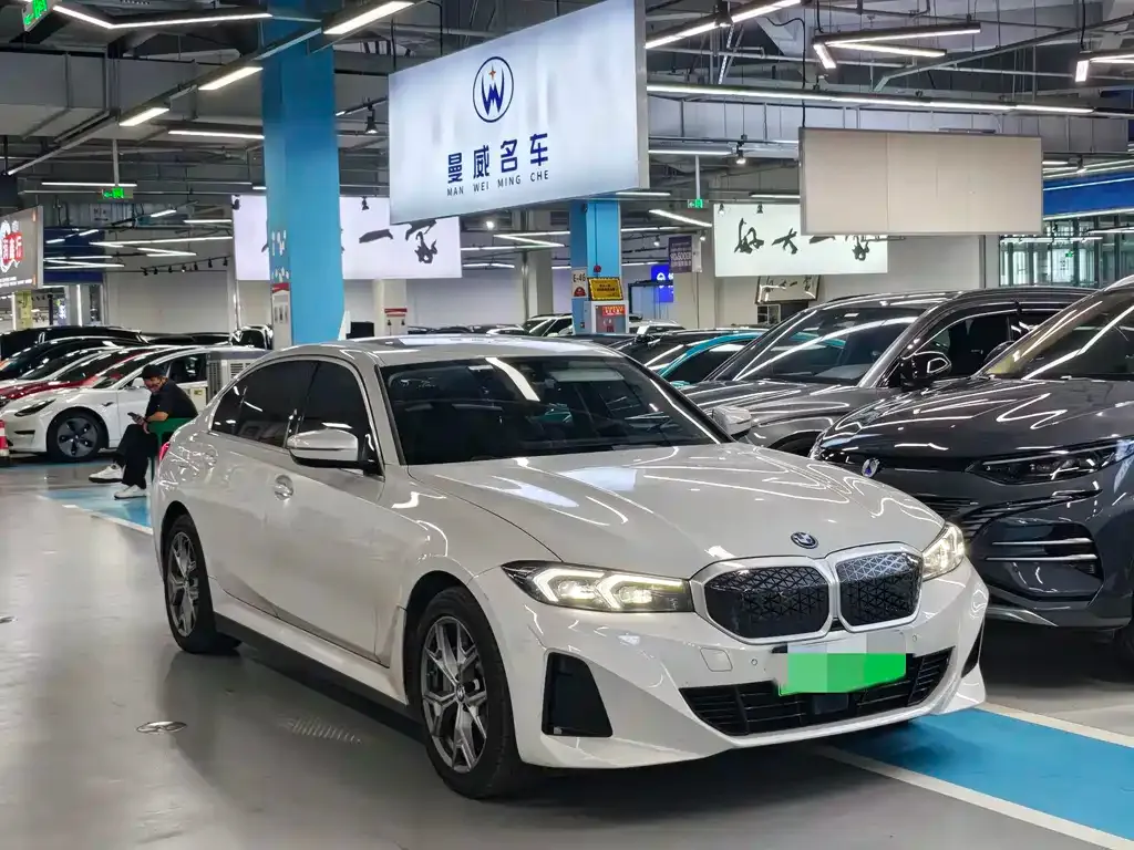 BMW i3 — фото 1