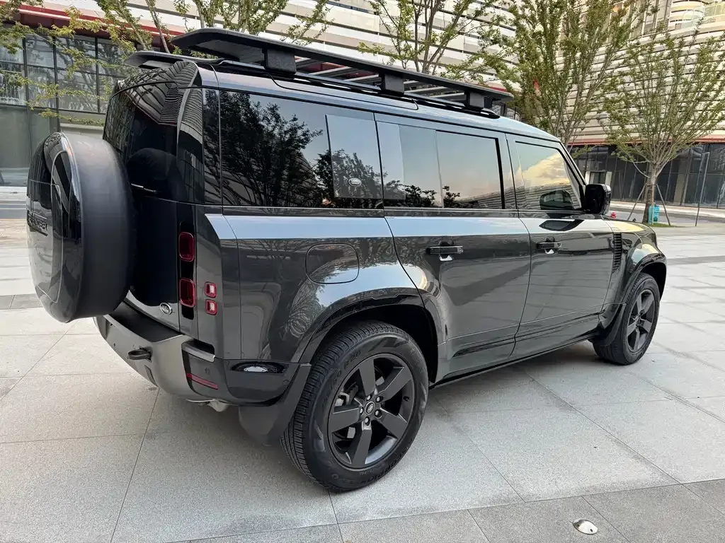 Land Rover Defender — фото 4