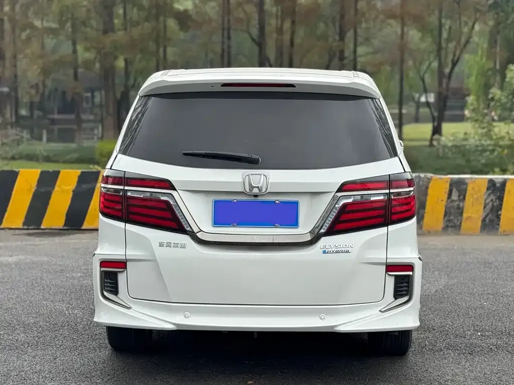 Honda Elysion — фото 4