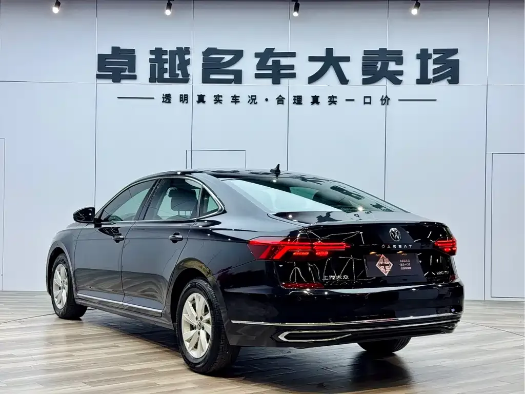 Volkswagen Passat — фото 5