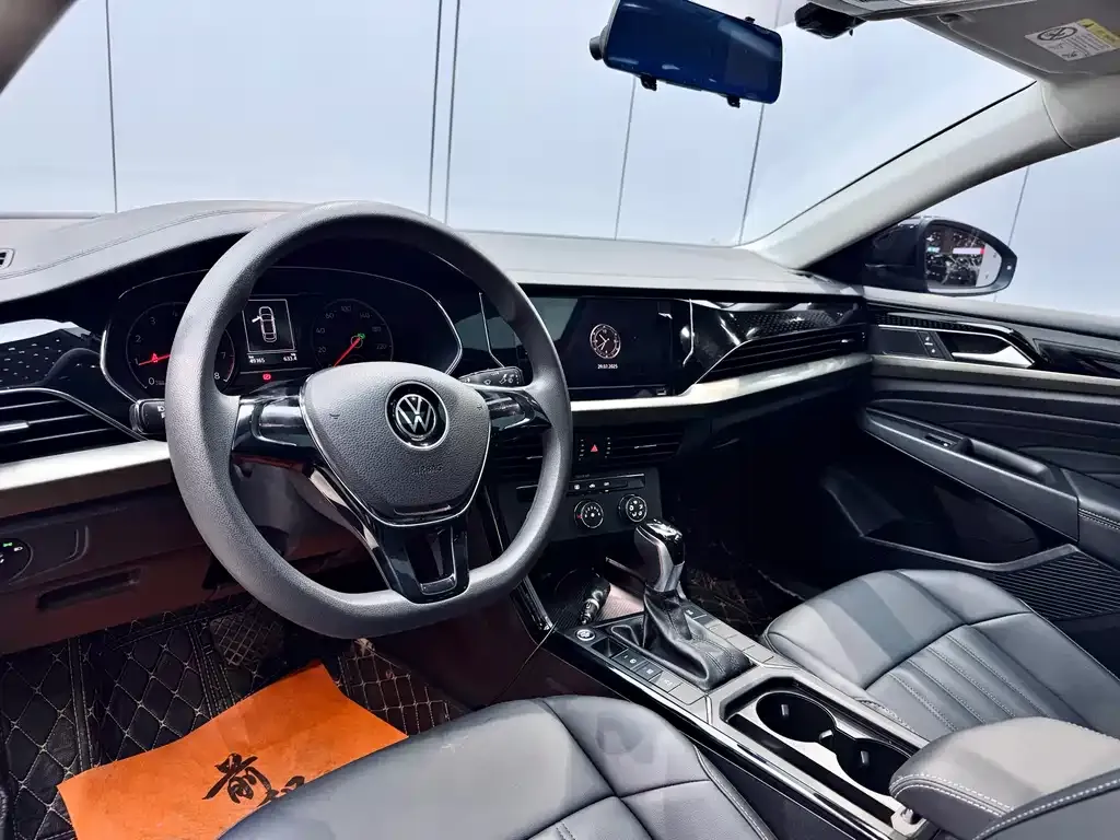 Volkswagen Passat — фото 8