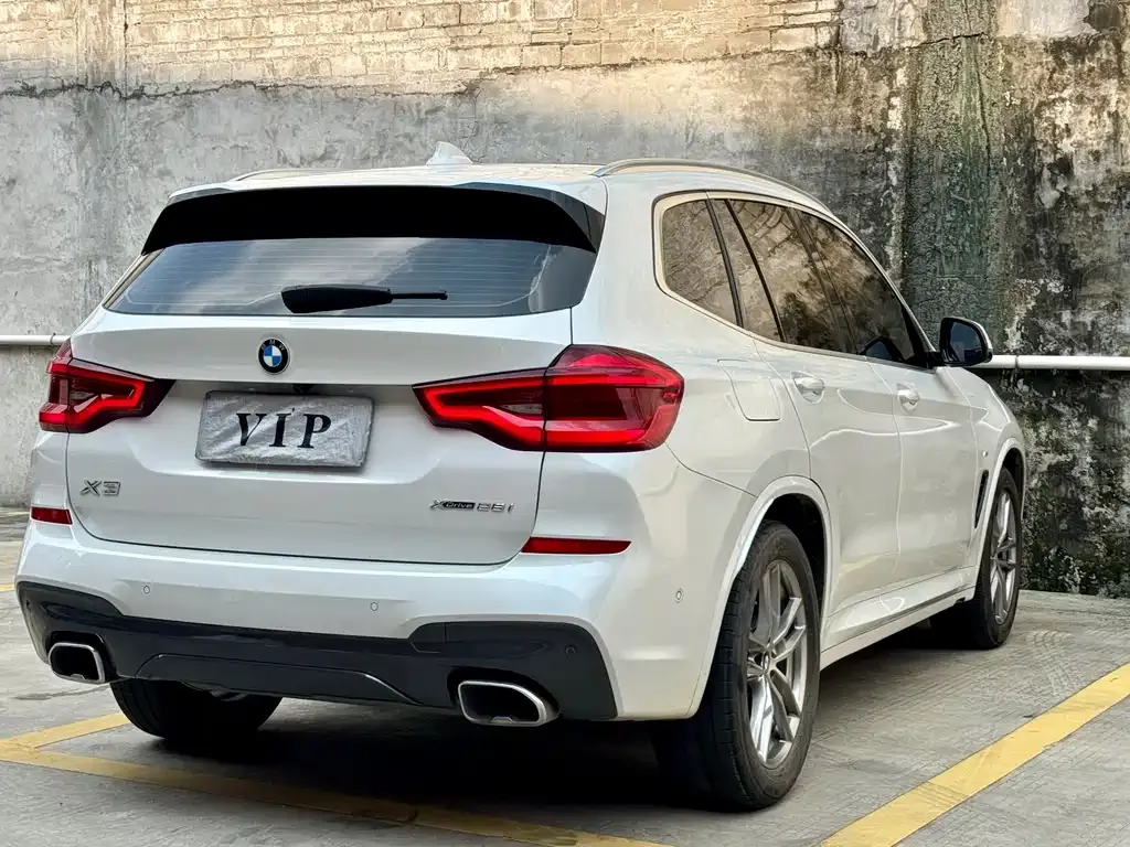 BMW X3 — фото 7