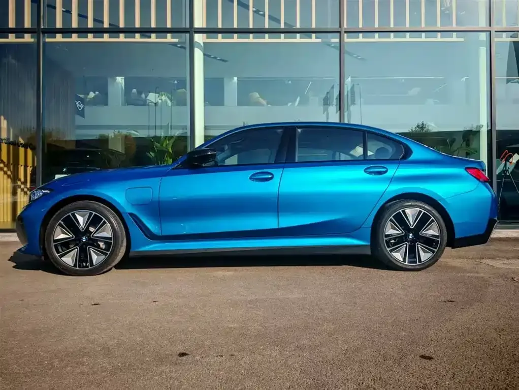 BMW i3 — фото 3