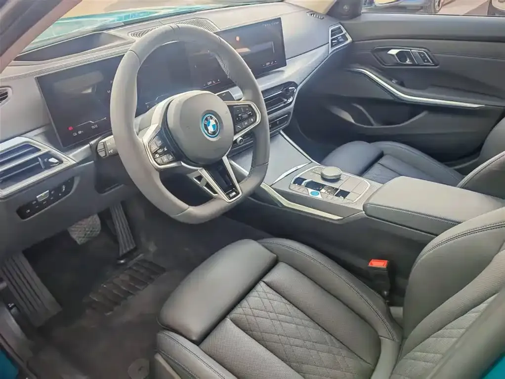 BMW i3 — фото 6