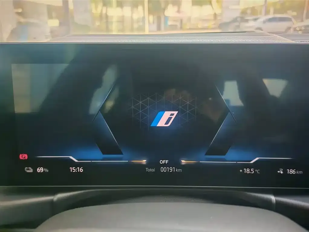 BMW i3 — фото 7