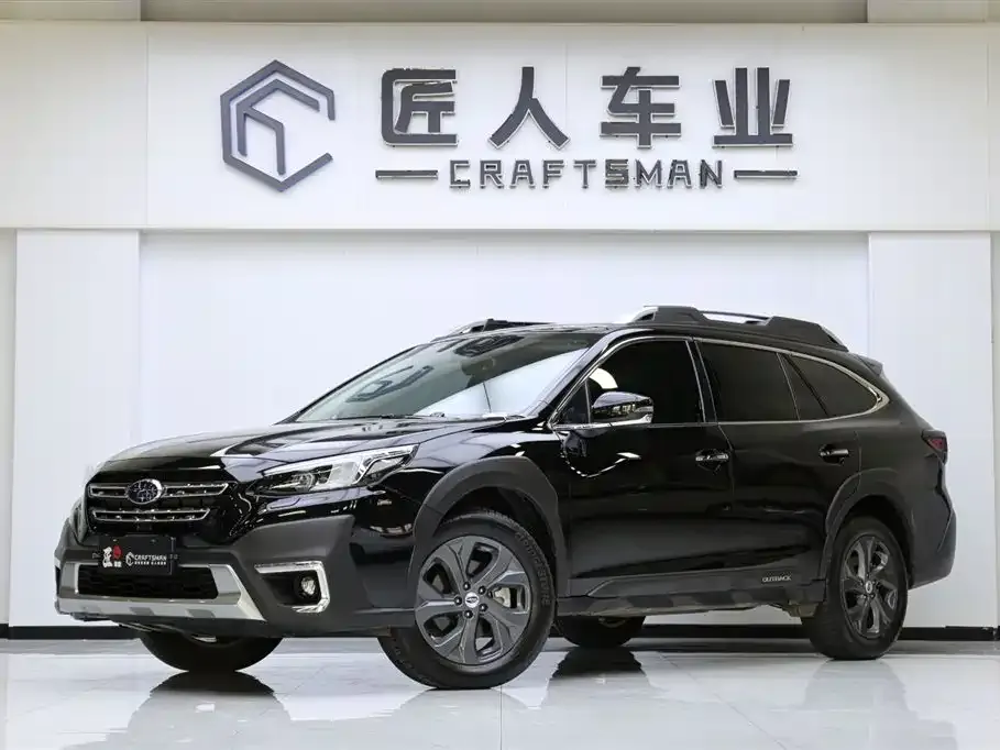 Subaru Outback — фото 1