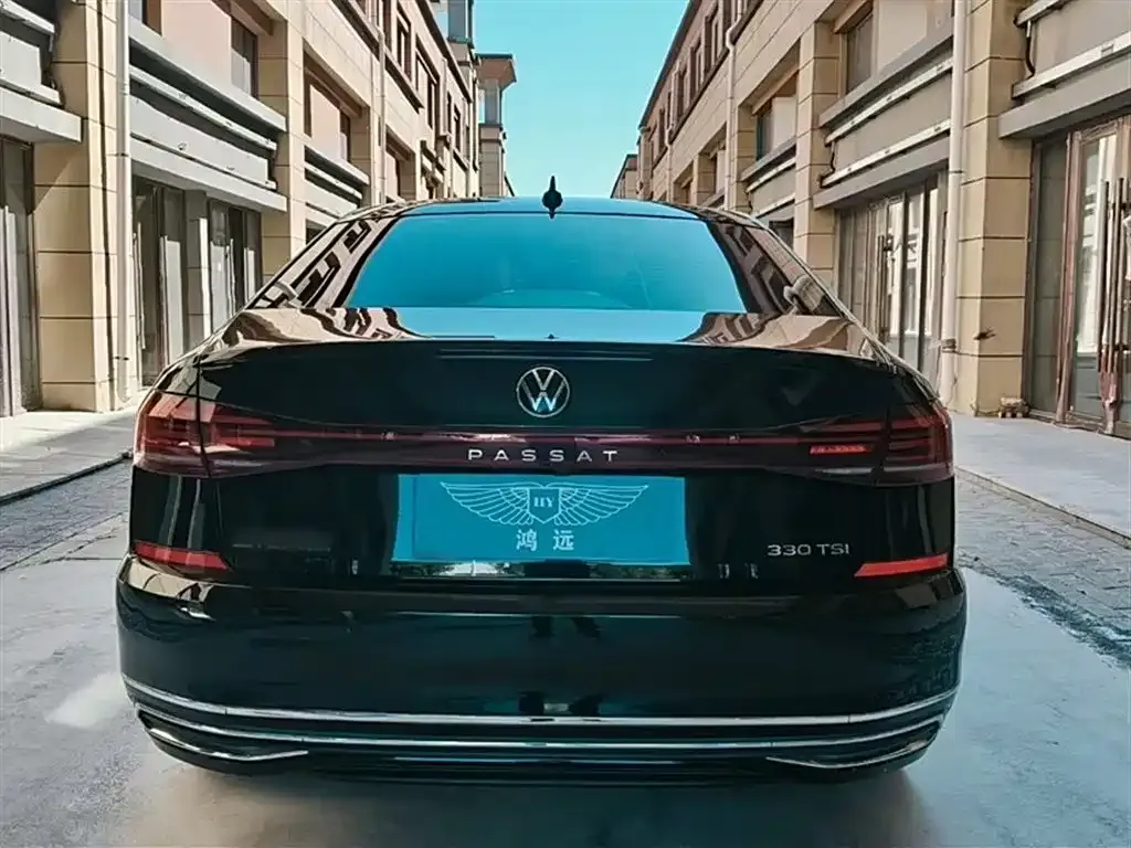 Volkswagen Passat — фото 7