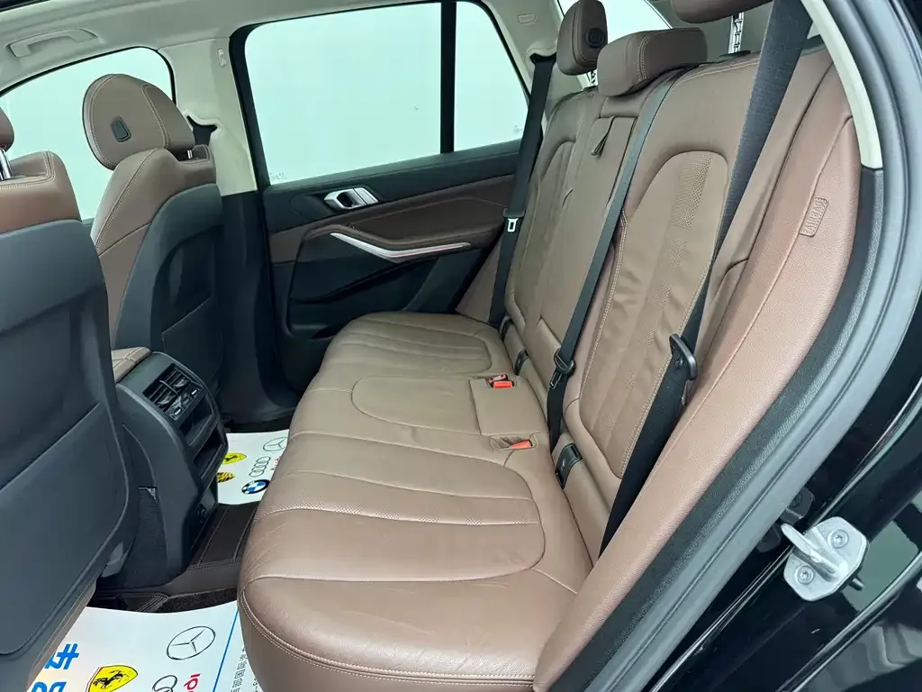 BMW X5 (Import) — фото 10
