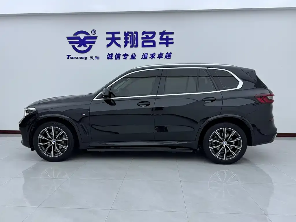 BMW X5 (Import) — фото 4