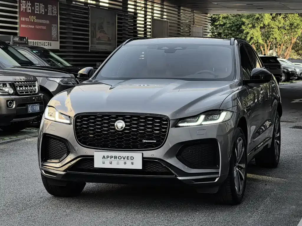 Jaguar F-PACE — фото 4