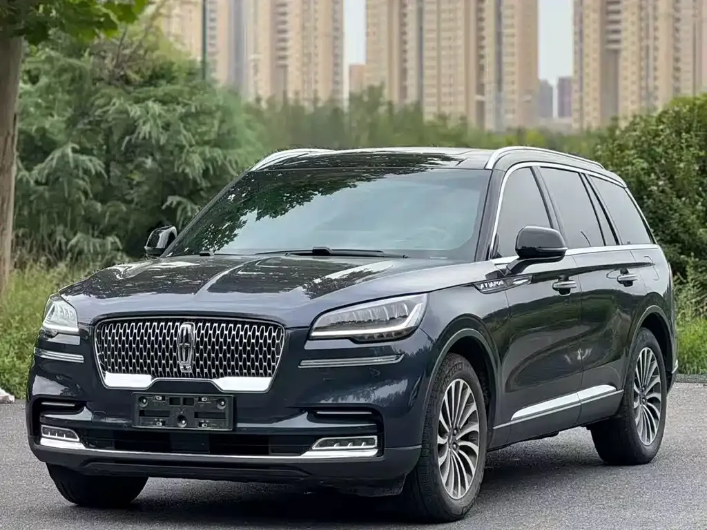 Lincoln Aviator — фото 1