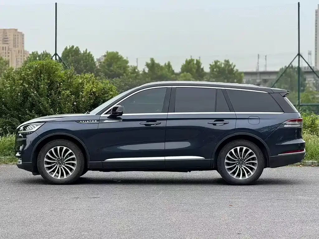 Lincoln Aviator — фото 4