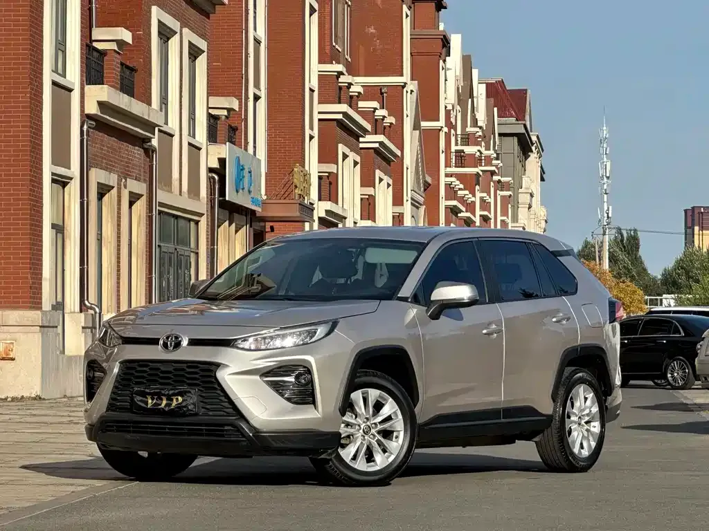 Toyota Wildlander — фото 1