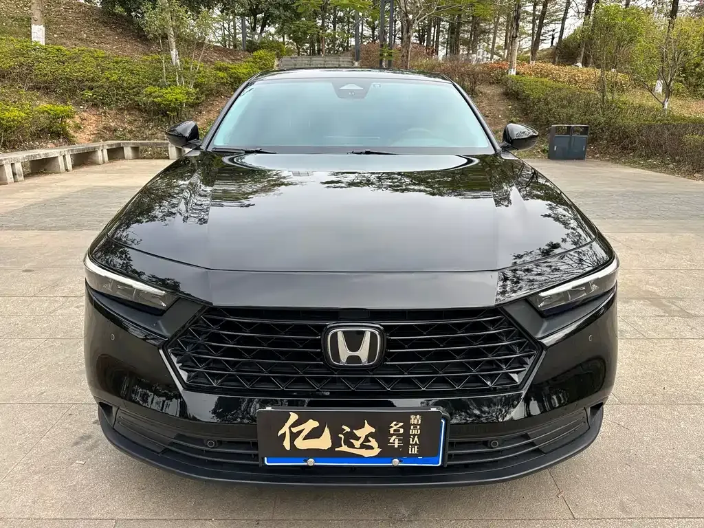 Honda Accord — фото 4