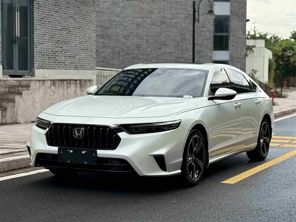 Honda Inspire — фото 2