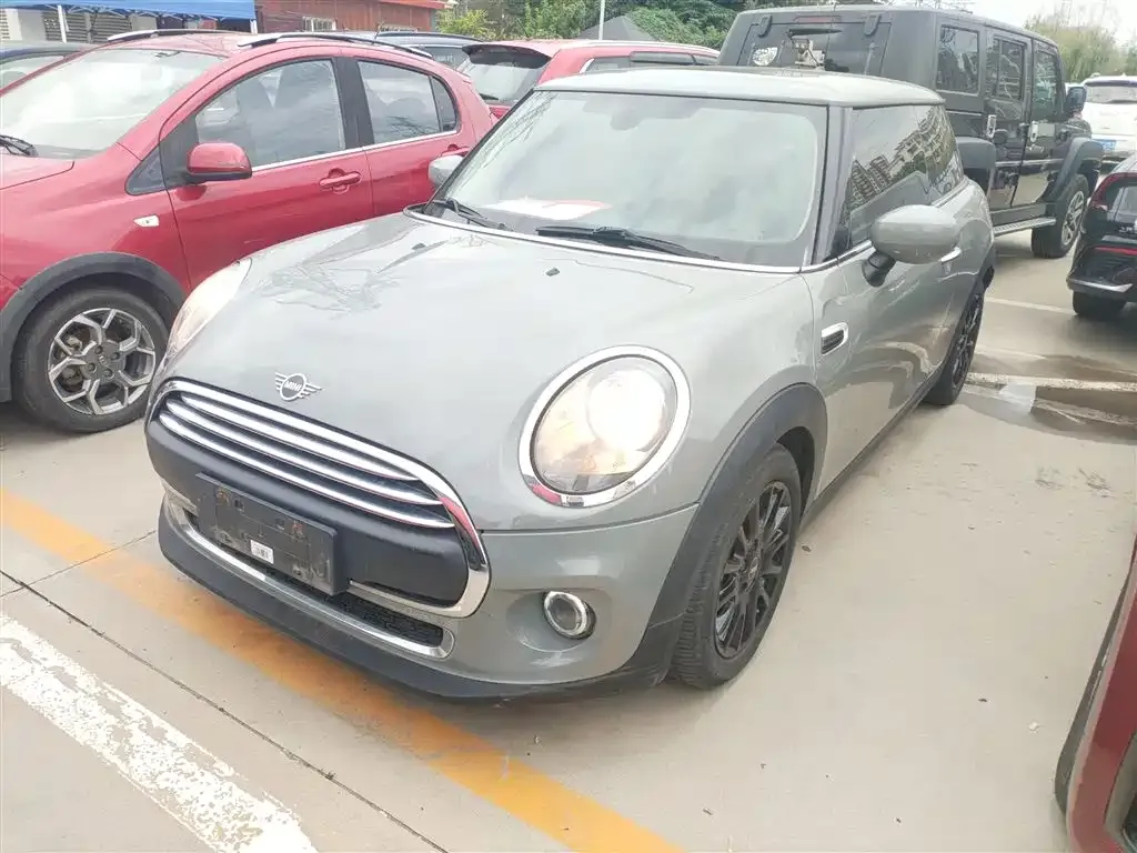 MINI Cooper (3-door) — фото 1