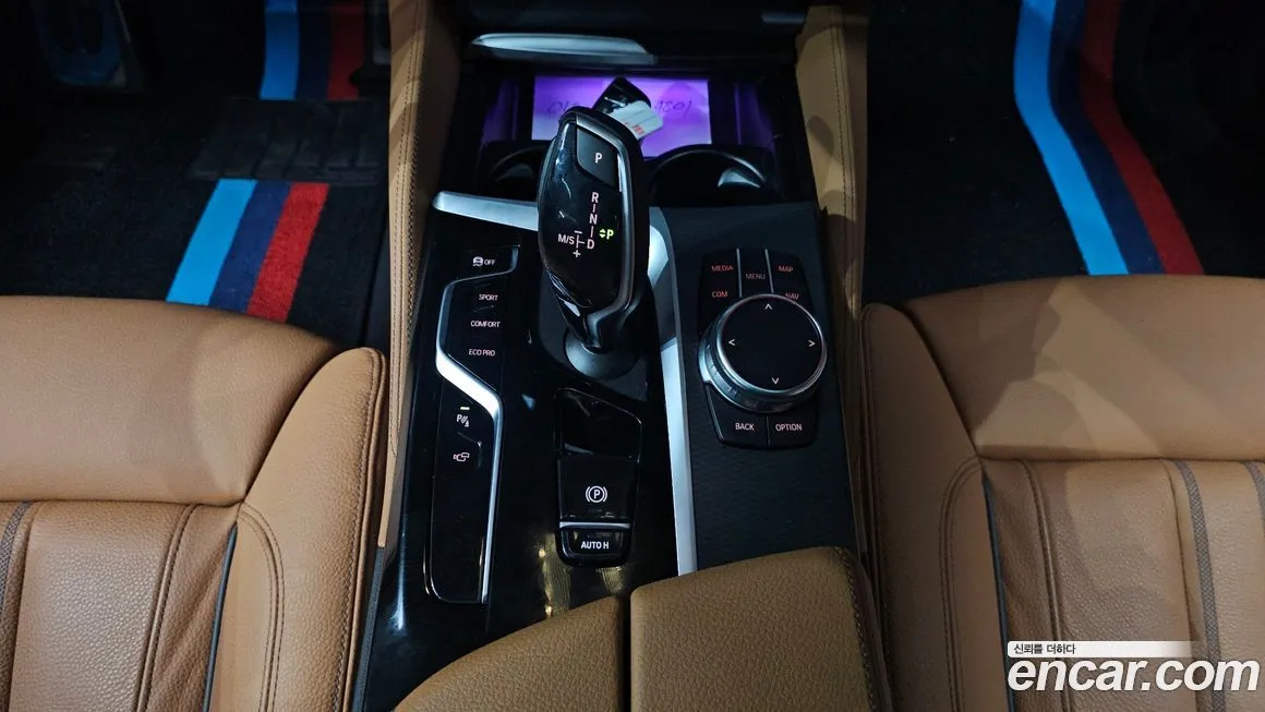BMW 5-Series — фото 9