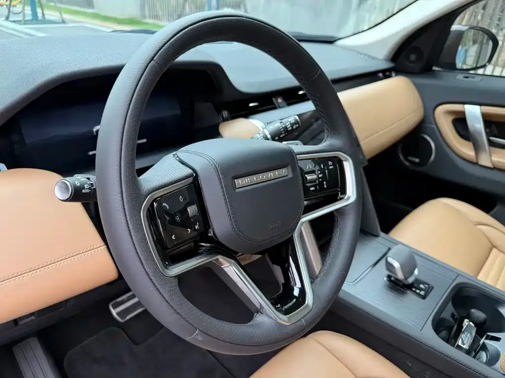 Land Rover Discovery Sport — фото 10
