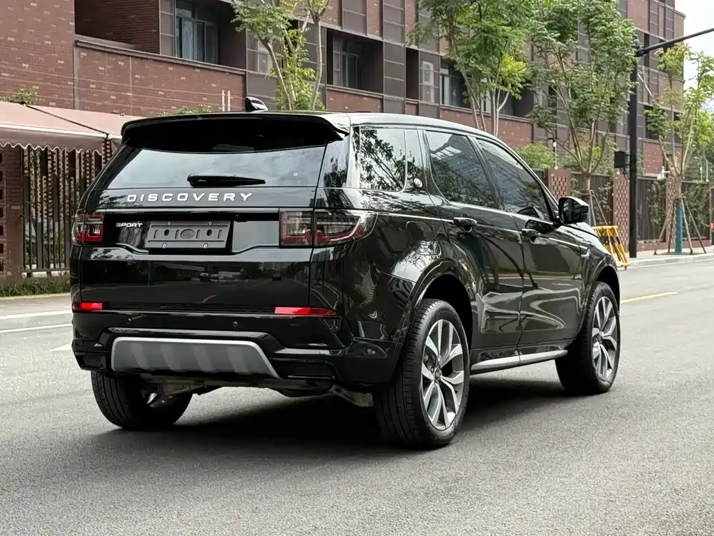 Land Rover Discovery Sport — фото 7
