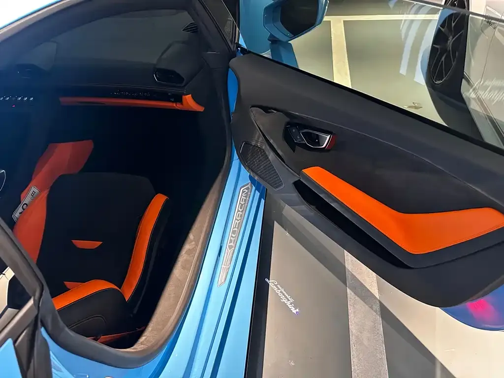 Lamborghini Huracan — фото 7