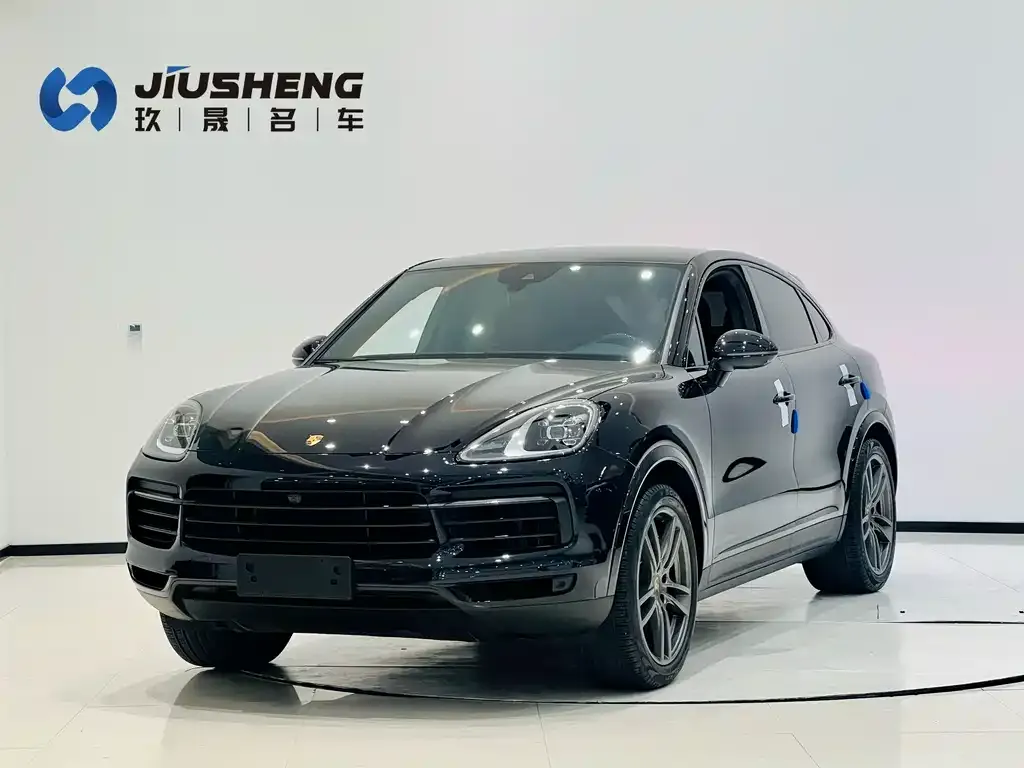 Porsche Cayenne — фото 1