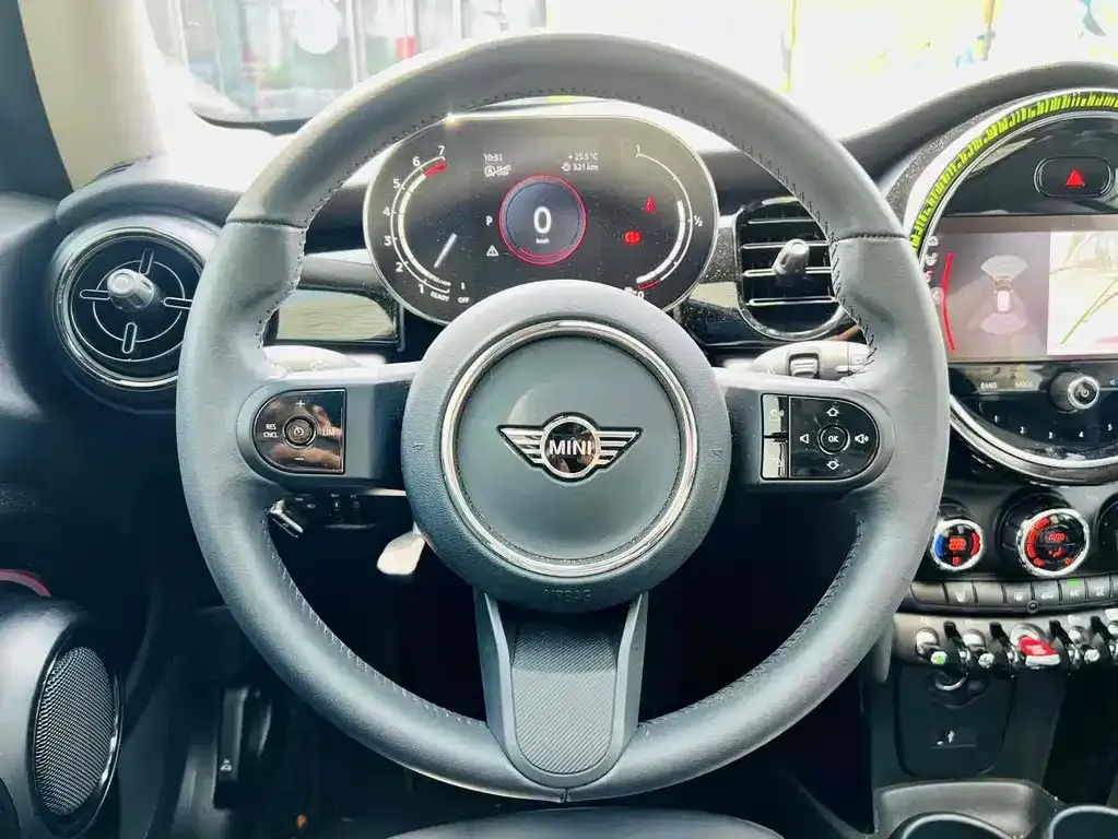 MINI Cooper (3-door) — фото 10