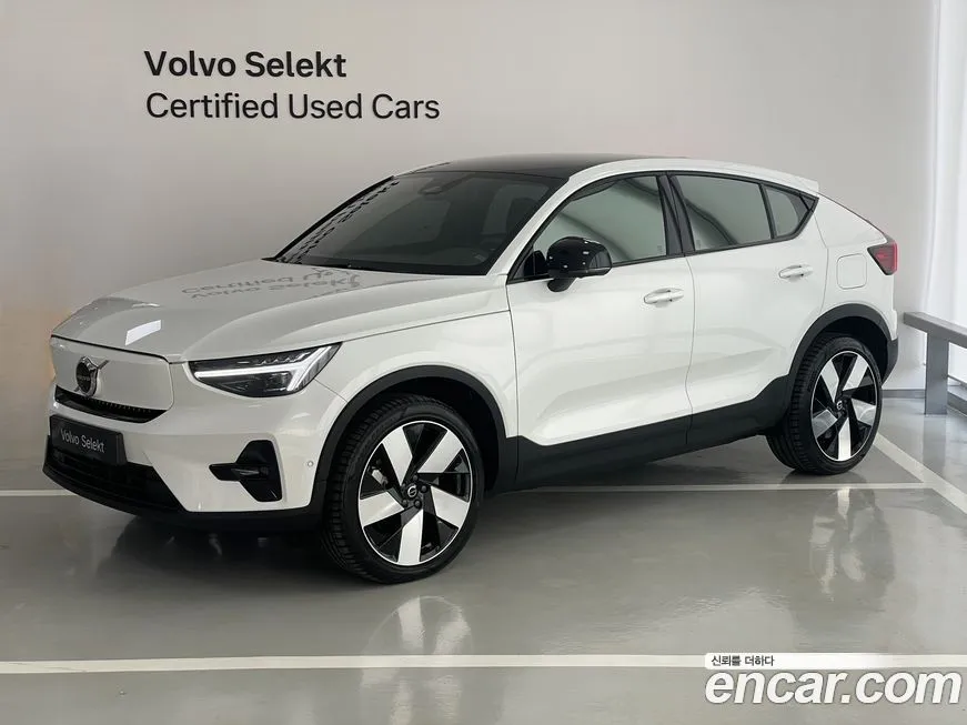 Volvo C40 — фото 1