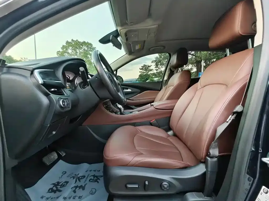 Buick Envision Plus — фото 4