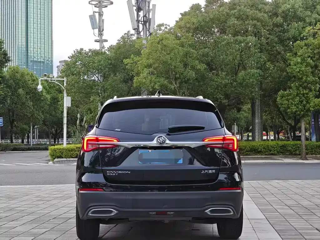 Buick Envision Plus — фото 8