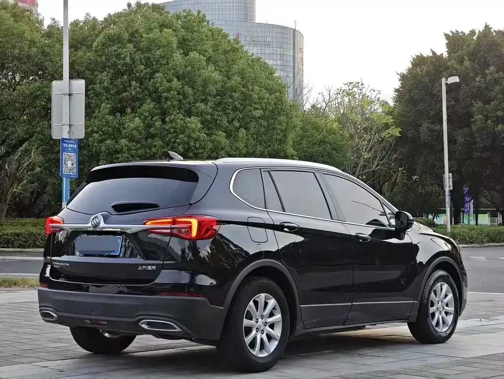Buick Envision Plus — фото 9