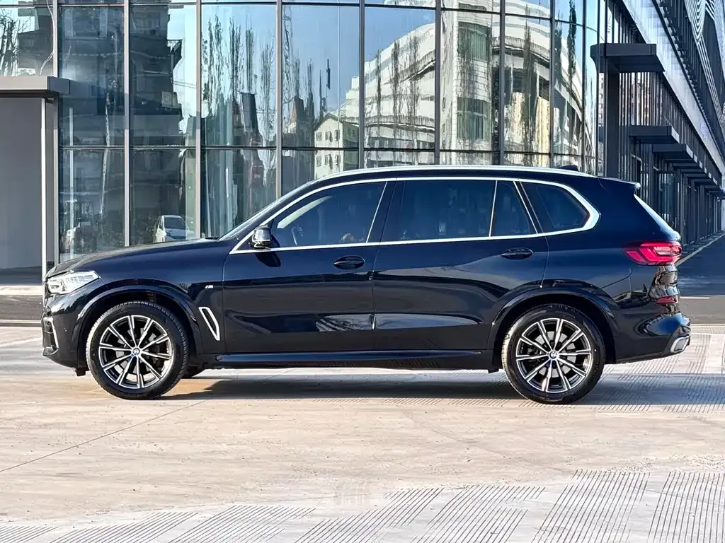 BMW X5 — фото 7