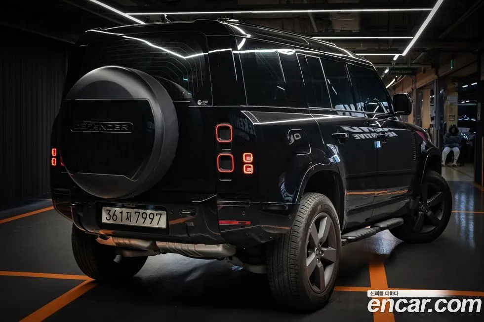 Land Rover Defender — фото 4
