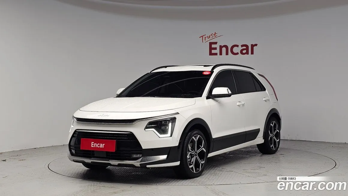 Kia Niro — фото 1