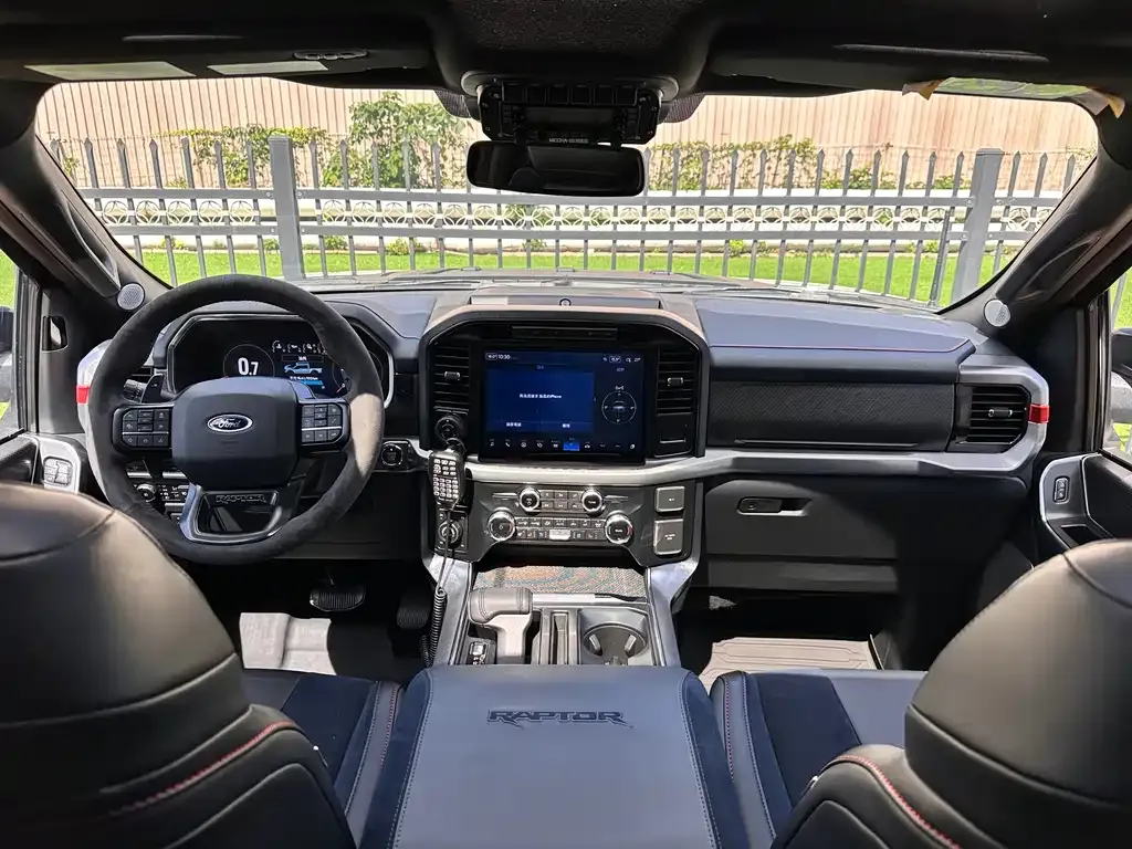 Ford F-150 Raptor — фото 10