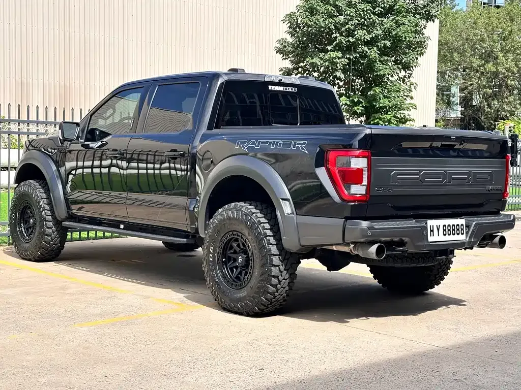 Ford F-150 Raptor — фото 6