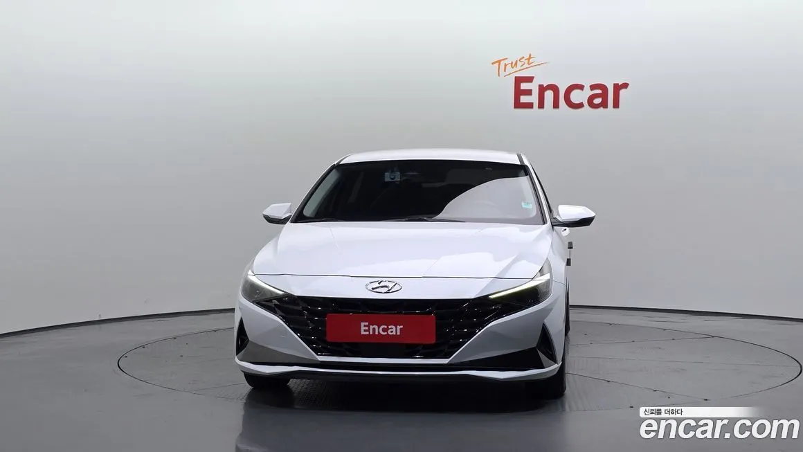 Hyundai AVANTE — фото 3