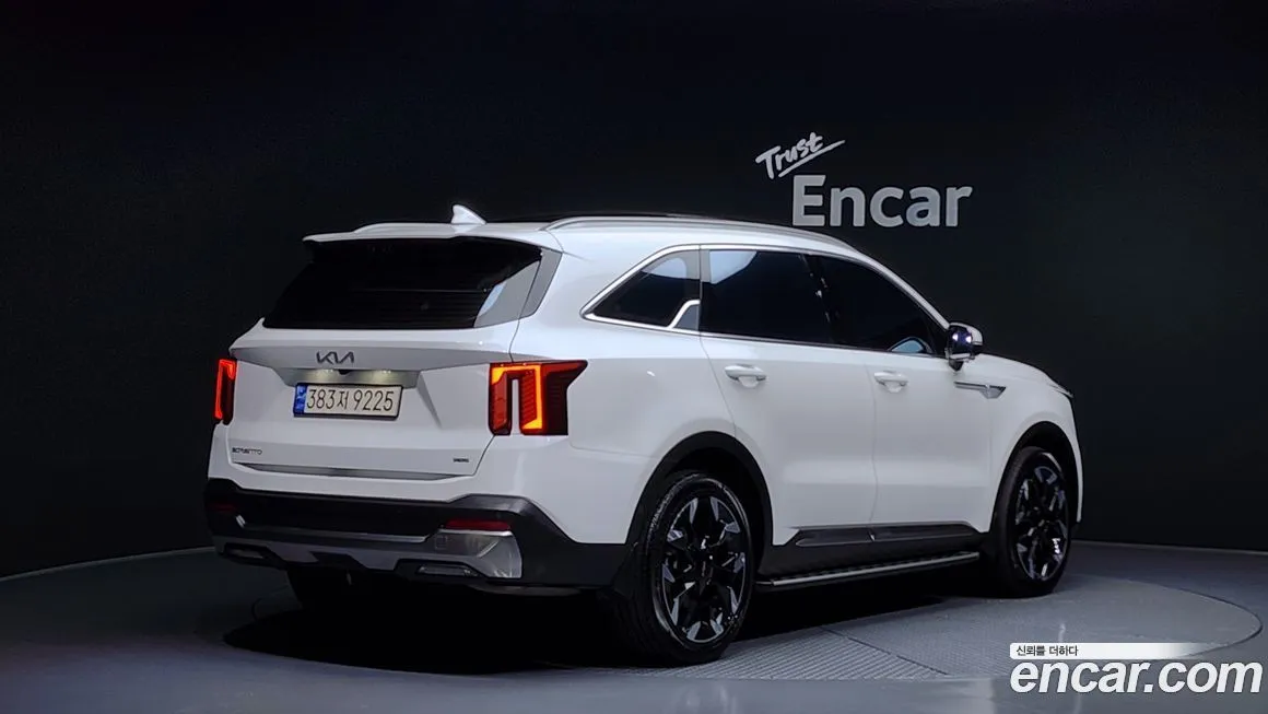 Kia Sorento — фото 2