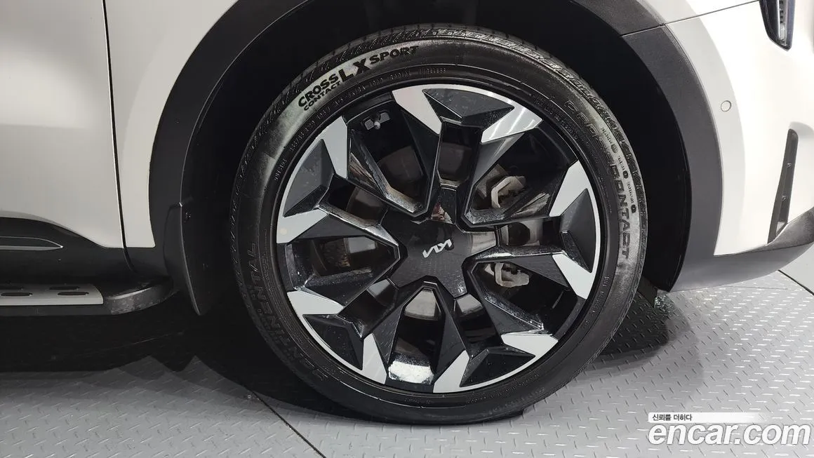 Kia Sorento — фото 5