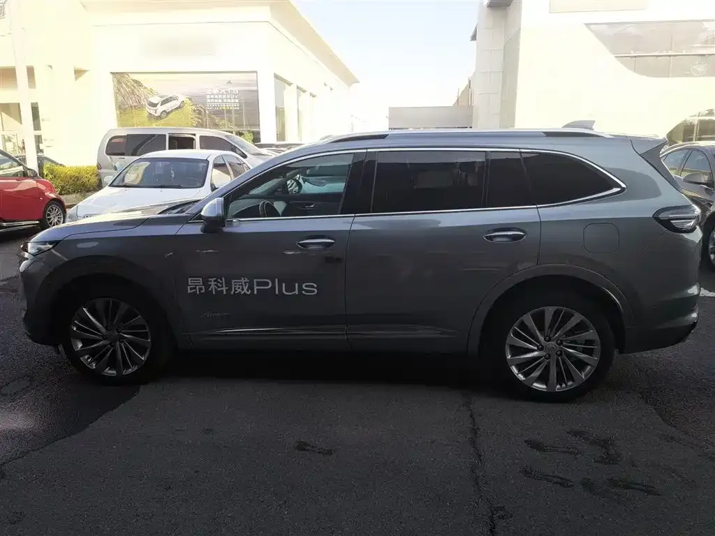 Buick Envision Plus — фото 5