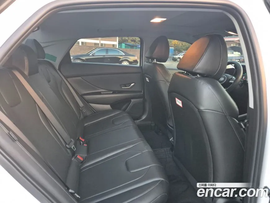 Hyundai AVANTE — фото 10