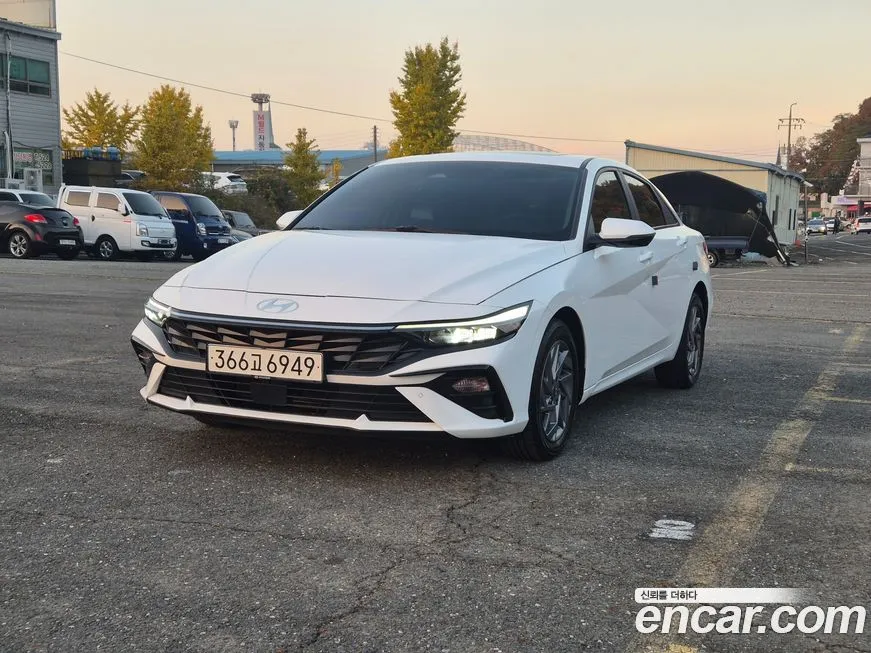 Hyundai AVANTE — фото 2