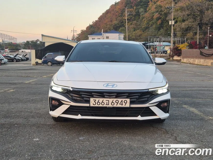 Hyundai AVANTE — фото 3
