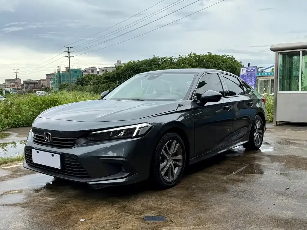Honda Civic — фото 1