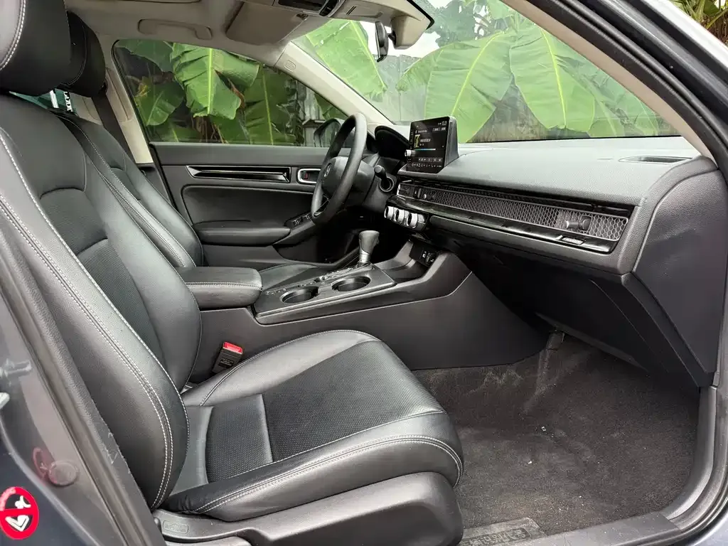Honda Civic — фото 10