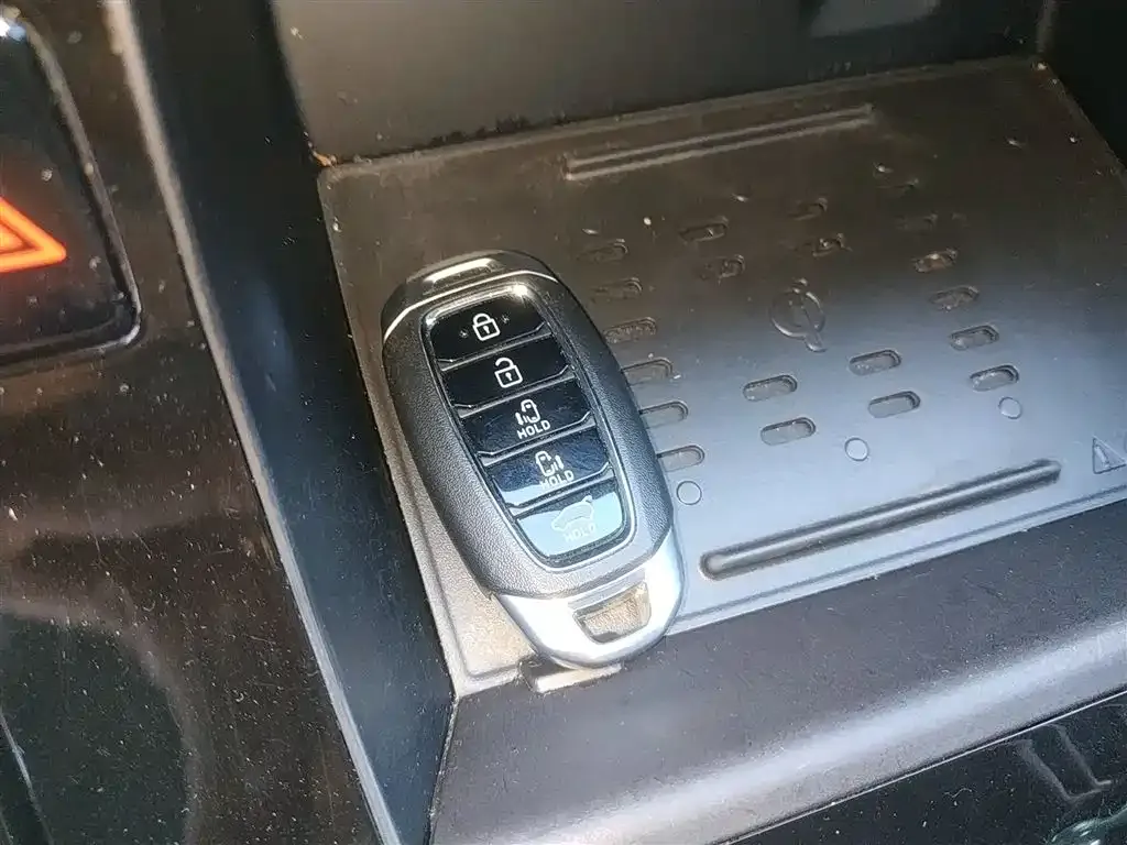 Hyundai Custo — фото 8