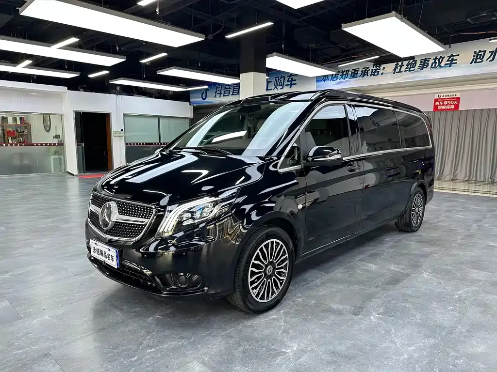 Mercedes-Benz Vito — фото 1