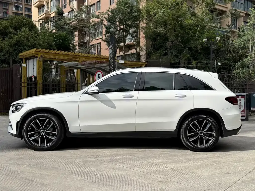 Mercedes-Benz GLC — фото 3