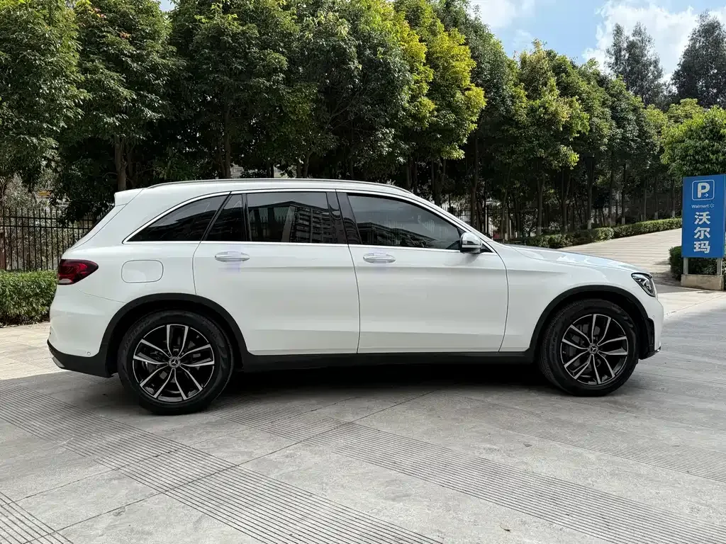 Mercedes-Benz GLC — фото 7