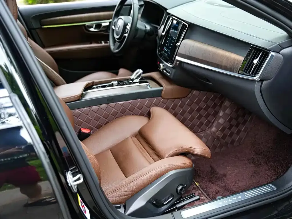 Volvo S90 — фото 4