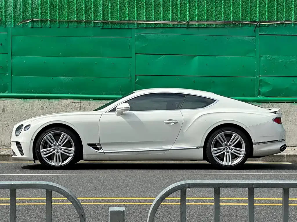 Bentley Continental — фото 4